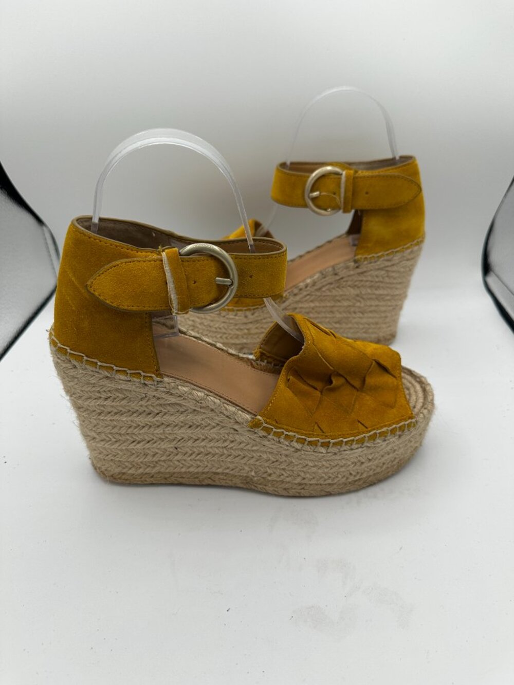 Marc Fisher LTD Adalla Platform Wedge Sandals Mustard Yellow Women's 7.5M - Picture 2 of 7